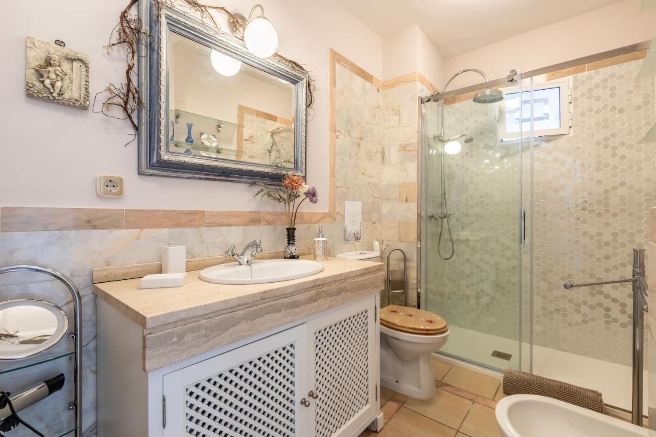세비야 Apartamento Desde El Cielo De Triana 아파트 외부 사진