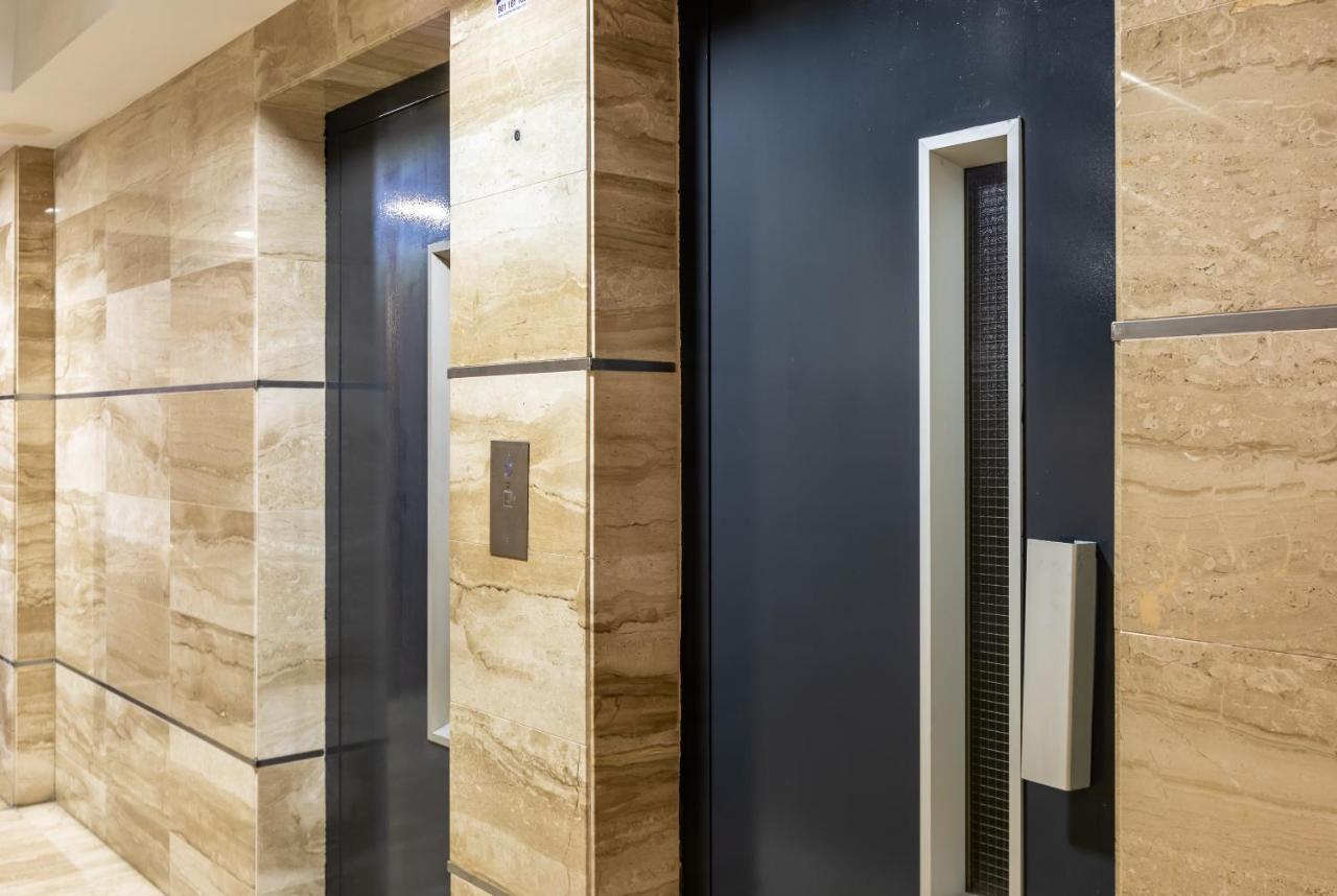 세비야 Apartamento Desde El Cielo De Triana 아파트 외부 사진